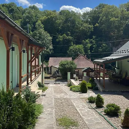 Smaragd Vendeghaz